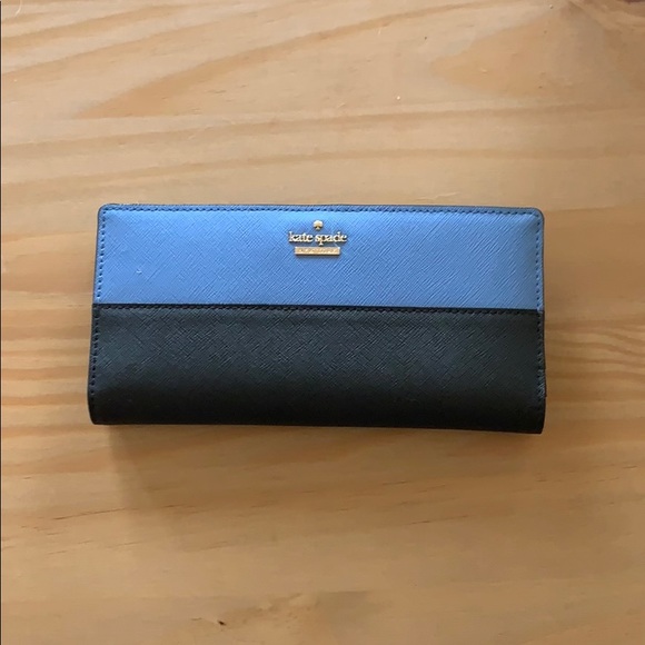 Kate Spade Wallet - Picture 5 of 5